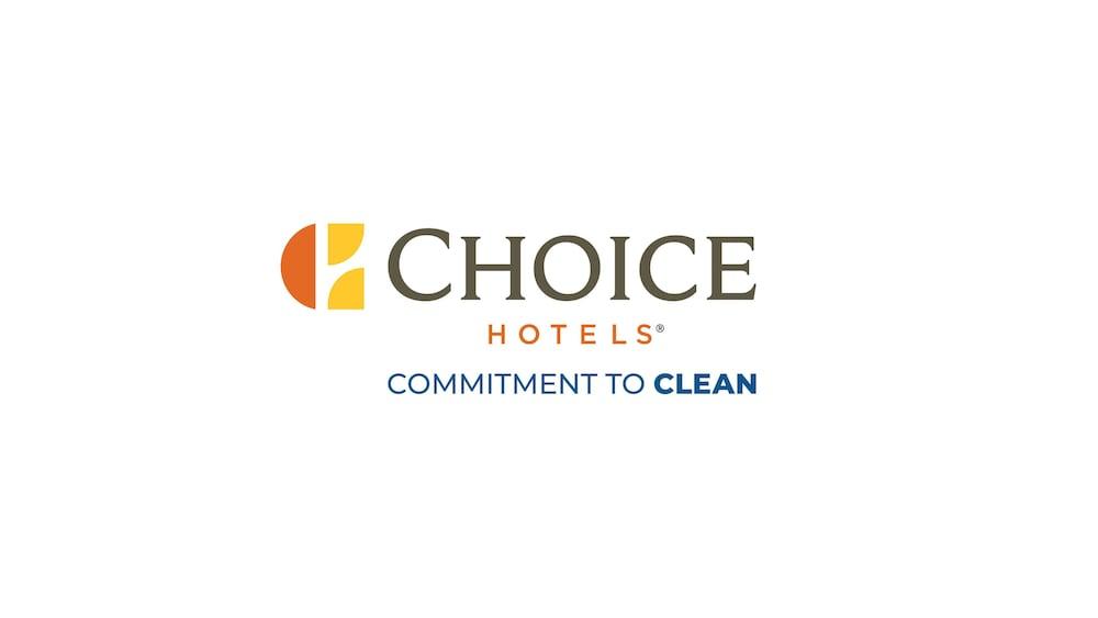 Econo Lodge Cadillac By Choice Экстерьер фото